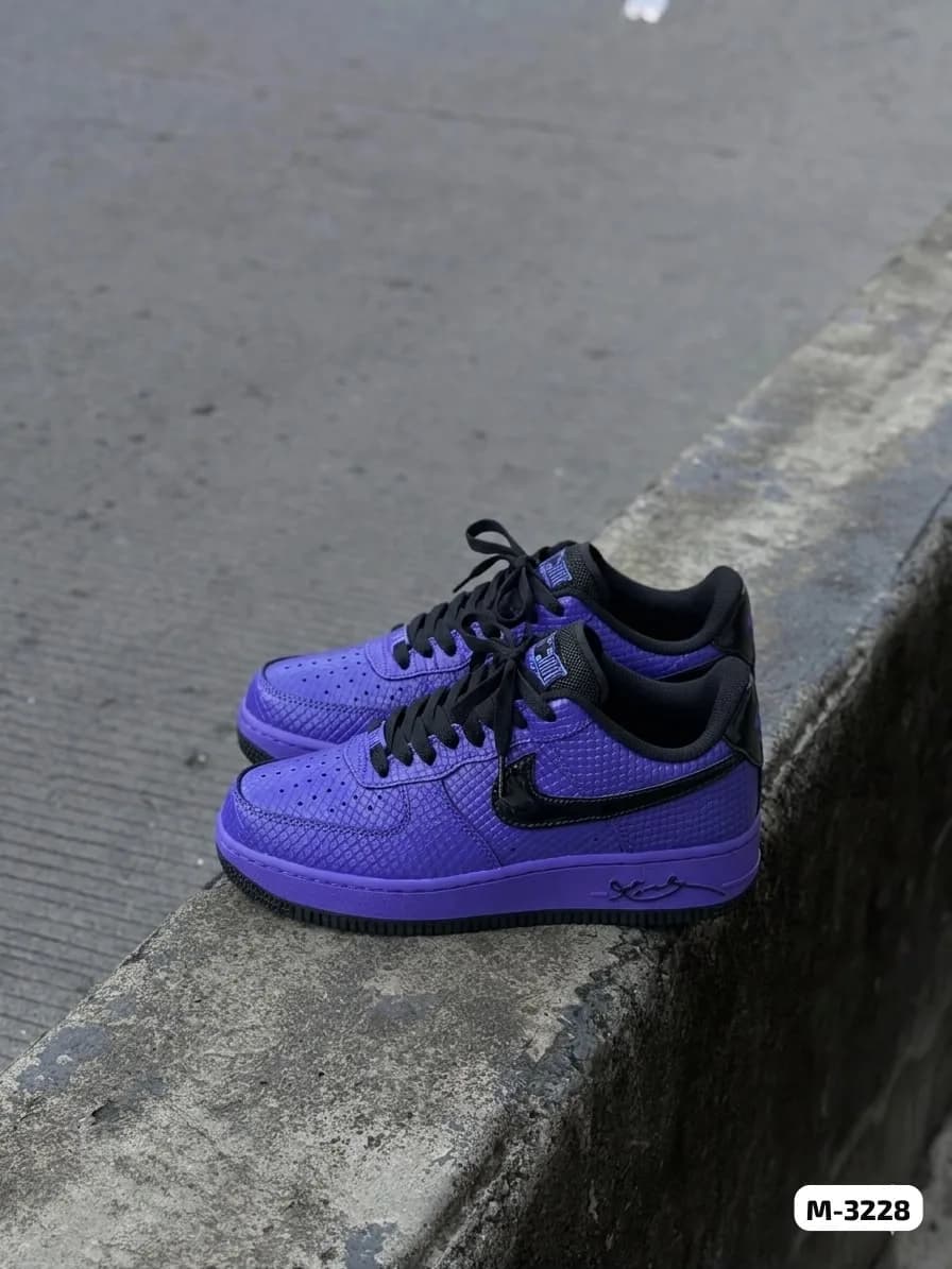 NIKE AF1
