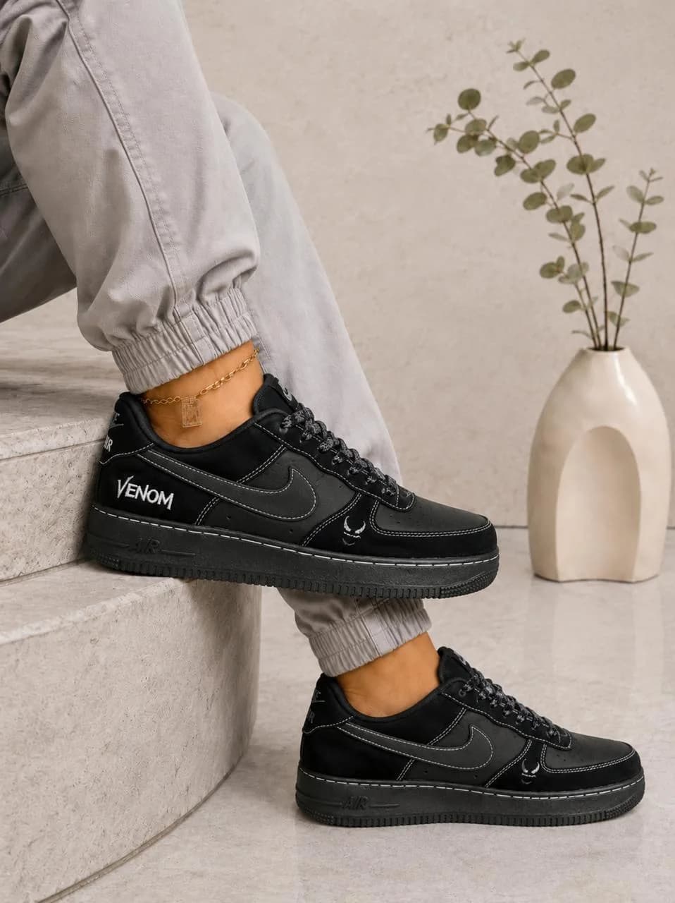 NIKE AF1
