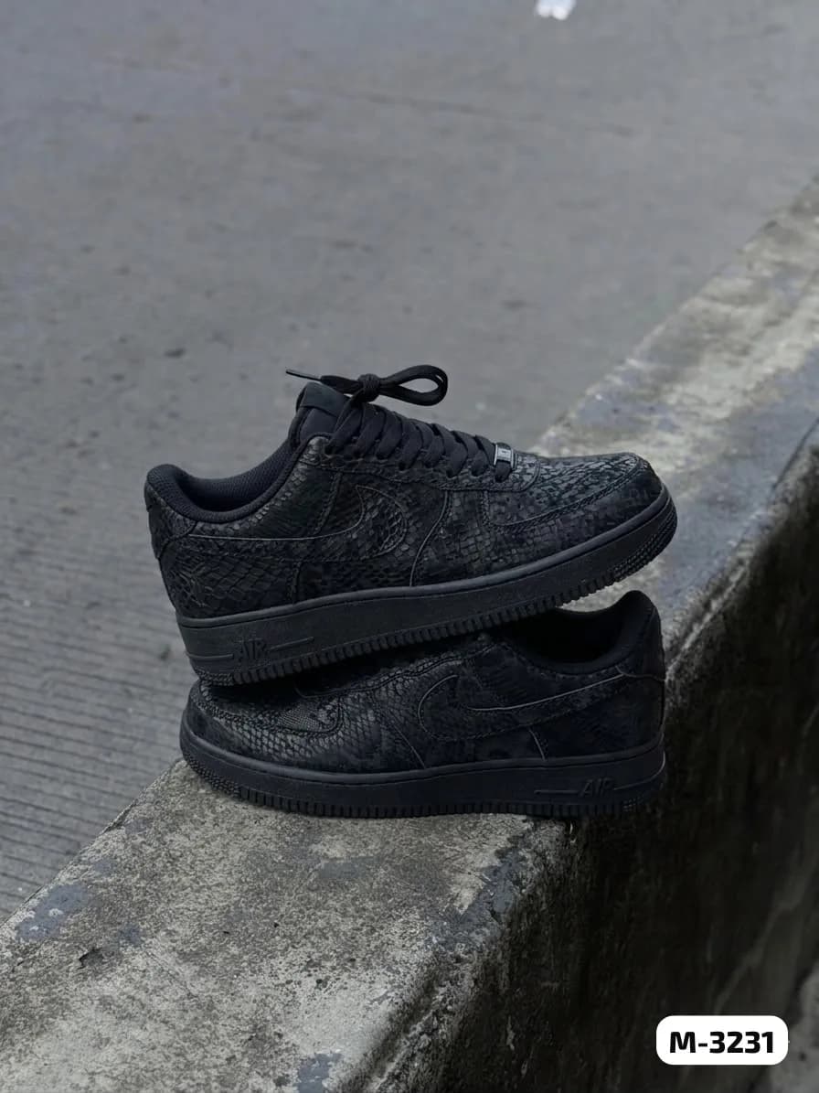 NIKE AF1